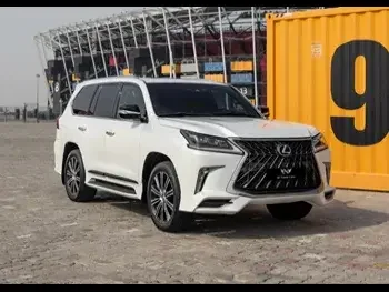 Lexus  LX  570 S  2018  Automatic  127,000 Km  8 Cylinder  Four Wheel Drive (4WD)  SUV  White