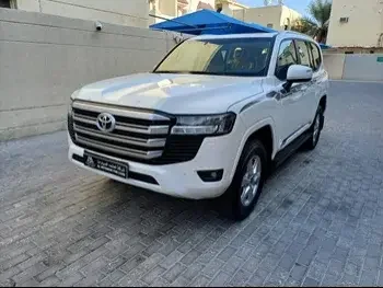 Toyota  Land Cruiser  GXR Twin Turbo  2023  Automatic  0 Km  6 Cylinder  Four Wheel Drive (4WD)  SUV  White  With Warranty