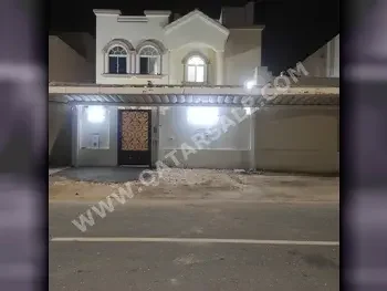 Family Residential  - Not Furnished  - Al Khor  - Al Khor  - 6 Bedrooms