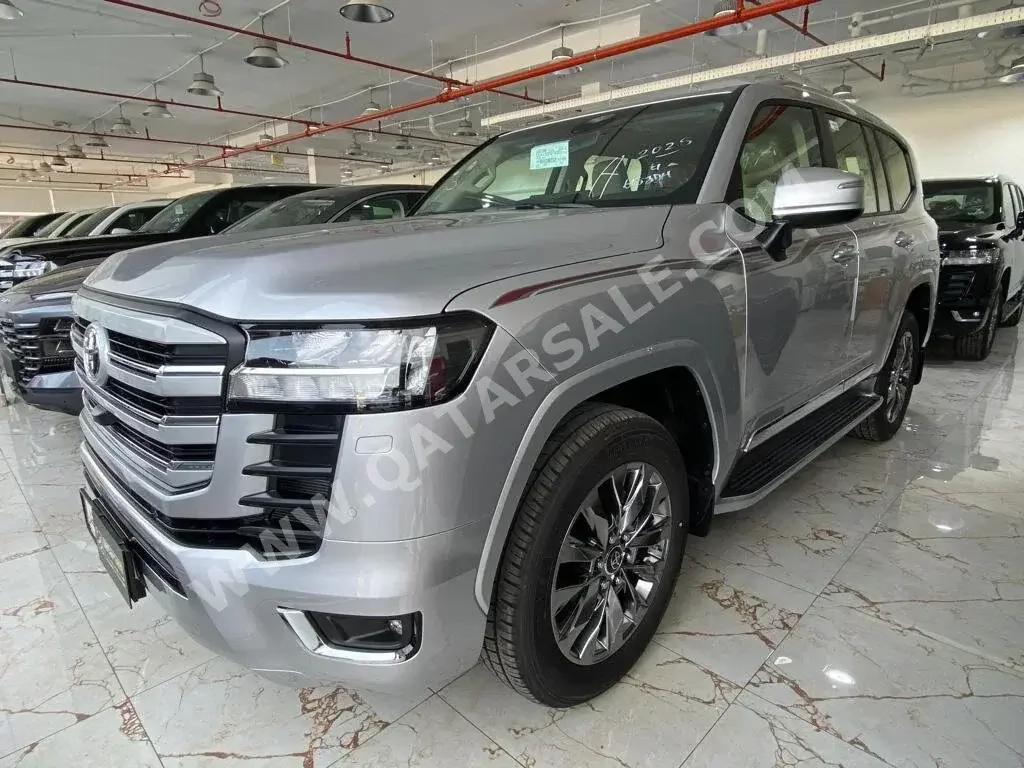 Toyota  Land Cruiser  GXR Twin Turbo  2024  Automatic  0 Km  6 Cylinder  Four Wheel Drive (4WD)  SUV  Silver  With Warranty