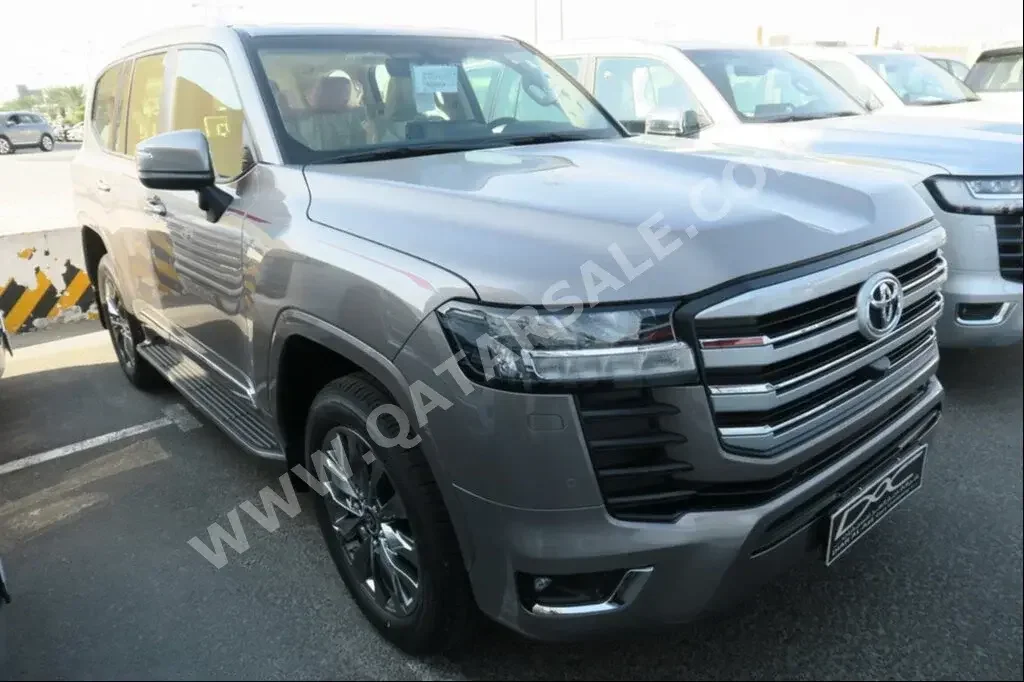 Toyota  Land Cruiser  GXR Twin Turbo  2024  Automatic  0 Km  6 Cylinder  Four Wheel Drive (4WD)  SUV  Bronze  With Warranty