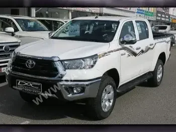 Toyota  Hilux  2024  Automatic  0 Km  4 Cylinder  Four Wheel Drive (4WD)  Pick Up  White  With Warranty