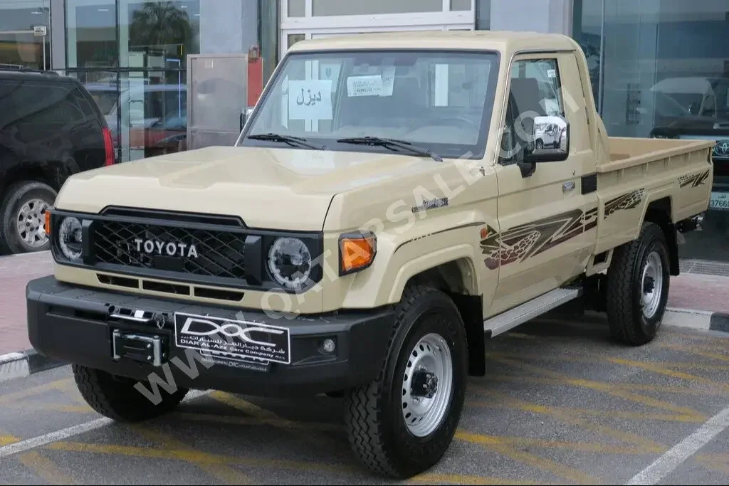 Toyota  Land Cruiser  LX  2024  Automatic  0 Km  4 Cylinder  Four Wheel Drive (4WD)  Pick Up  Beige  With Warranty