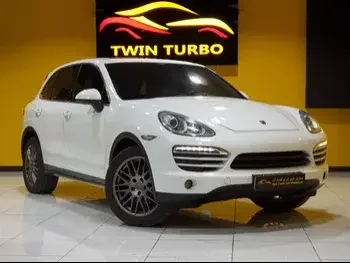 Porsche  Cayenne  S  2013  Automatic  206,000 Km  8 Cylinder  Four Wheel Drive (4WD)  SUV  White