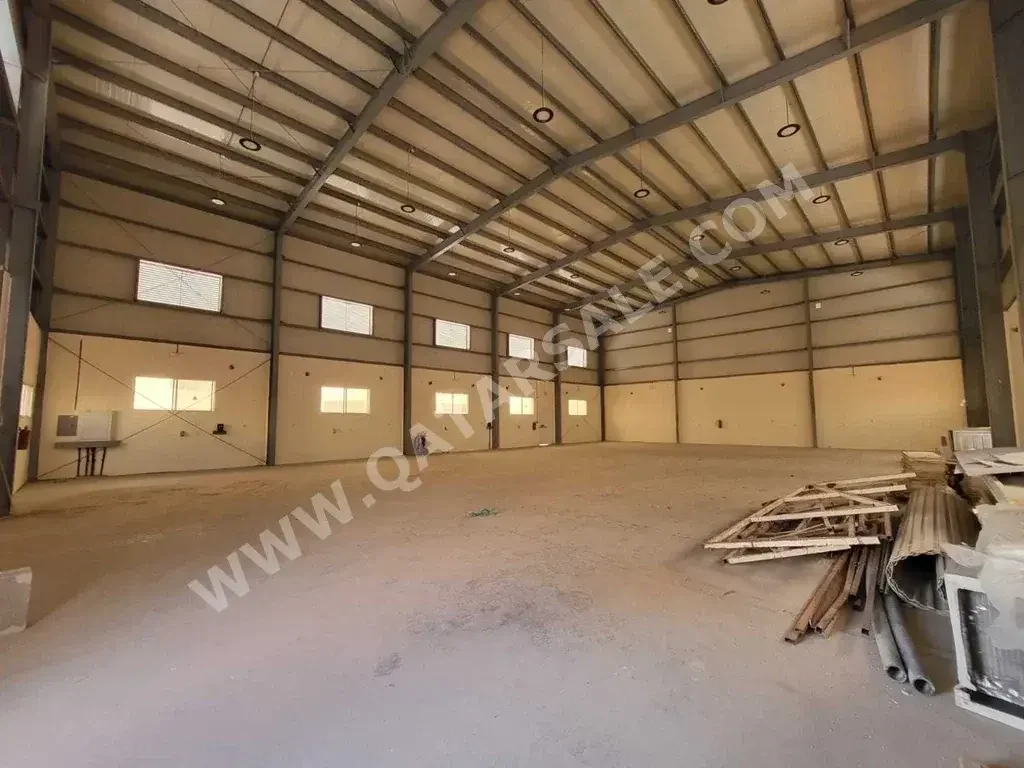 Warehouses & Stores - Al Wakrah  - Barkit Al Awamer  -Area Size: 1000 Square Meter