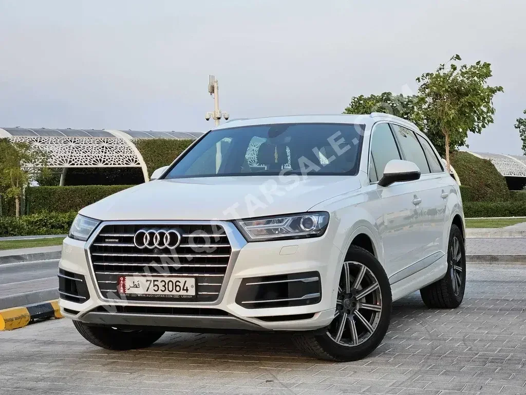 Audi  Q7  45 TFSI Quattro  2017  Automatic  85,700 Km  6 Cylinder  All Wheel Drive (AWD)  SUV  White  With Warranty