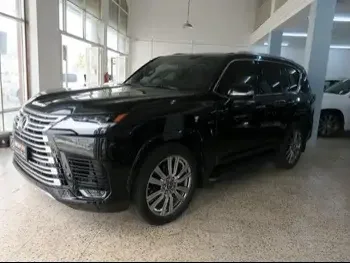 Lexus  LX  600 VIP  2022  Automatic  11,000 Km  6 Cylinder  Four Wheel Drive (4WD)  SUV  Black  With Warranty