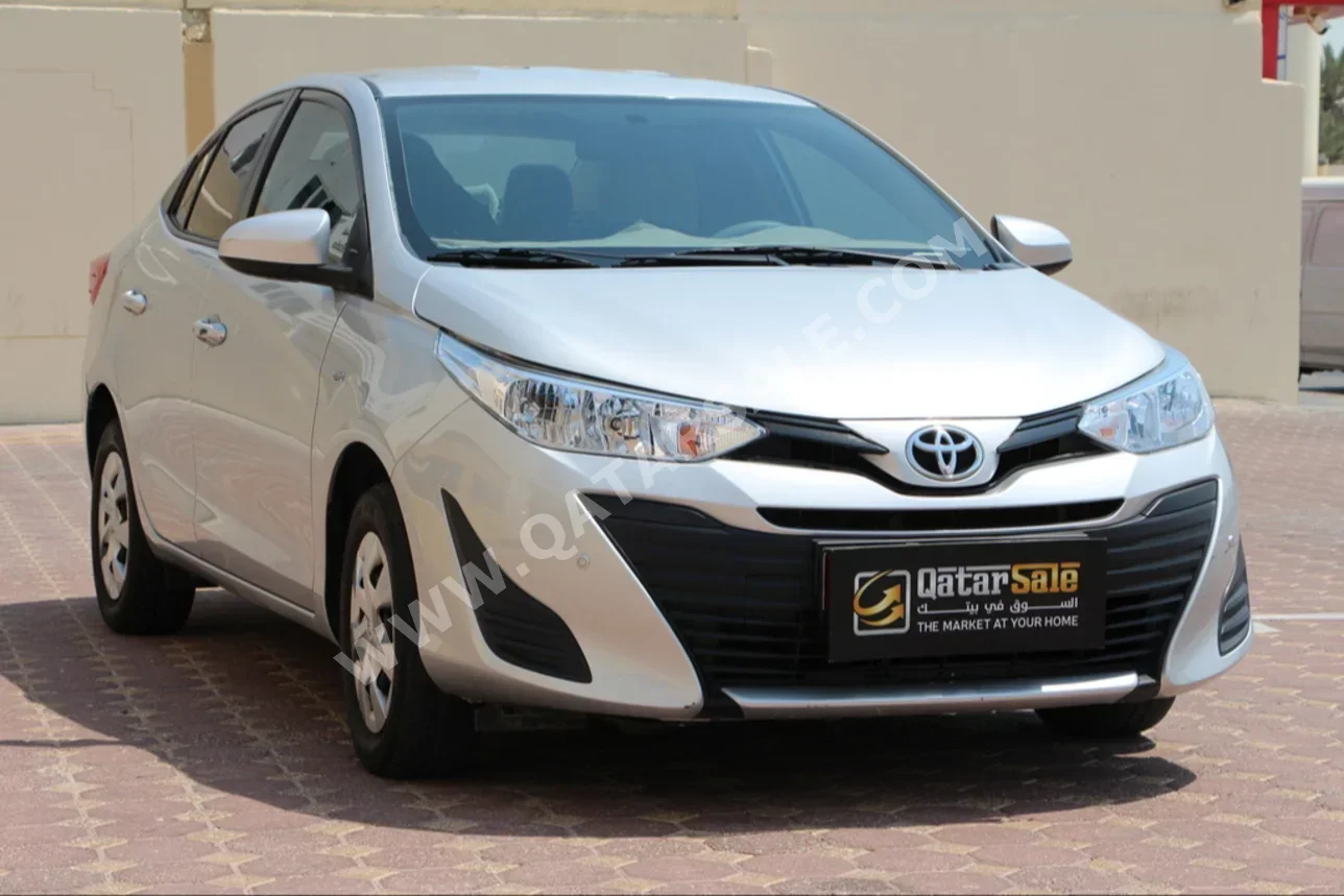 Toyota  Yaris  2019  Automatic  140,000 Km  4 Cylinder  Front Wheel Drive (FWD)  Sedan  Silver