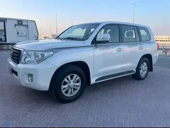 Toyota  Land Cruiser  GX  2012  Automatic  264,000 Km  6 Cylinder  Four Wheel Drive (4WD)  SUV  White