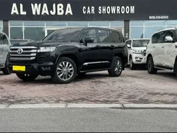 Toyota  Land Cruiser  GXR Twin Turbo  2023  Automatic  16,000 Km  6 Cylinder  Four Wheel Drive (4WD)  SUV  Black  With Warranty