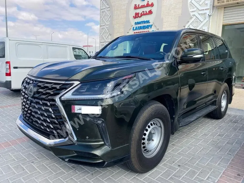 Lexus  LX  570  2017  Automatic  348,000 Km  8 Cylinder  Four Wheel Drive (4WD)  SUV  Green