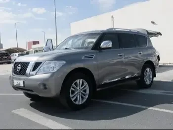 Nissan  Patrol  SE  2013  Automatic  244,000 Km  8 Cylinder  Four Wheel Drive (4WD)  SUV  Gray