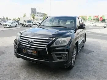 Lexus  LX  570  2013  Automatic  275,000 Km  8 Cylinder  Four Wheel Drive (4WD)  SUV  Black