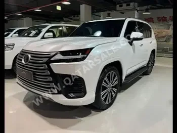 Lexus  LX  600  2022  Automatic  45,000 Km  6 Cylinder  Four Wheel Drive (4WD)  SUV  White  With Warranty