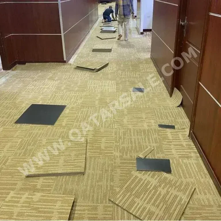 المواد الانشائية و مواد البناء - للأرضيات  - أصفر  - الحساب حسب المتر