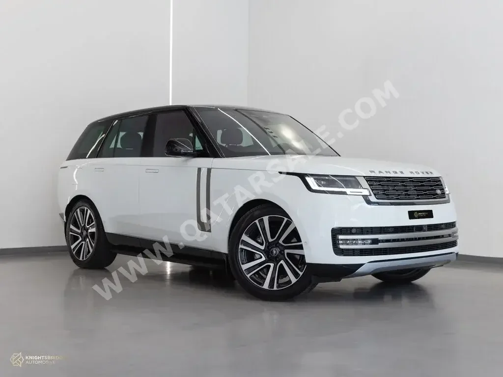 Land Rover  Range Rover  Vogue HSE  2023  Automatic  900 Km  6 Cylinder  Four Wheel Drive (4WD)  SUV  White  With Warranty