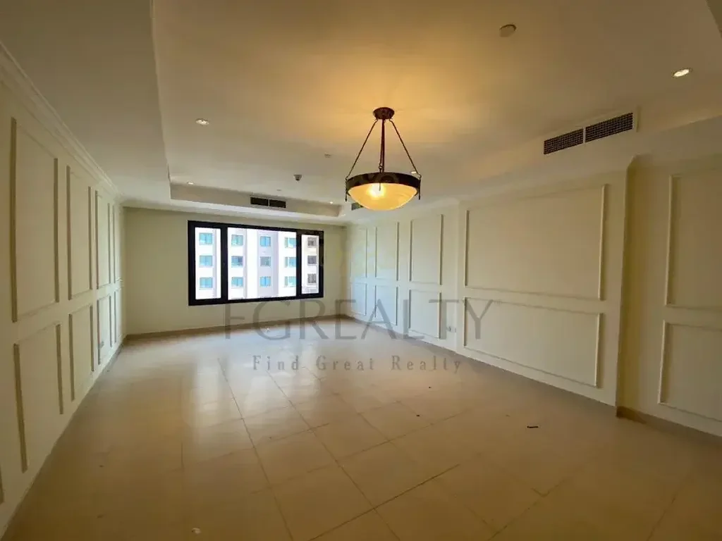 1 Bedrooms  Apartment  For Sale  in Doha -  The Pearl  Not Furnished