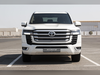 Toyota  Land Cruiser GXR Twin Turbo  6 Cylinder  SUV 4x4  White  2024