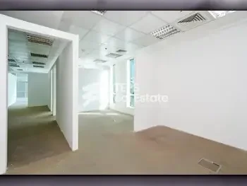 Commercial Offices - Not Furnished  - Doha  - Najma