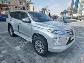 Mitsubishi  Pajero  Montero Sport  2021  Automatic  39,800 Km  6 Cylinder  Four Wheel Drive (4WD)  SUV  Silver  With Warranty