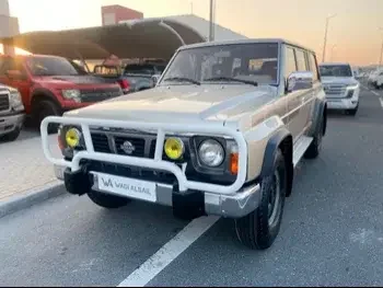 Nissan  Patrol  Safari  1991  Manual  250,000 Km  6 Cylinder  Four Wheel Drive (4WD)  SUV  Beige