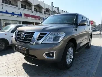 Nissan  Patrol  SE  2016  Automatic  206,000 Km  8 Cylinder  Four Wheel Drive (4WD)  SUV  Gray