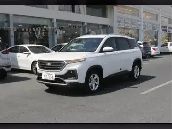 Chevrolet  Captiva  LS  2021  Automatic  44,000 Km  4 Cylinder  Front Wheel Drive (FWD)  SUV  White  With Warranty