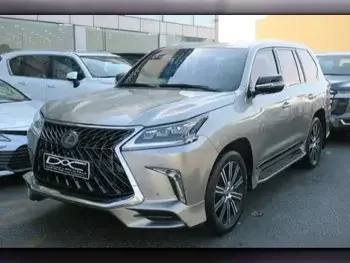 Lexus  LX  570 S  2018  Automatic  84,000 Km  8 Cylinder  Four Wheel Drive (4WD)  SUV  Sonic Titanium