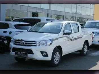 Toyota  Hilux  2024  Automatic  0 Km  4 Cylinder  Four Wheel Drive (4WD)  Pick Up  White  With Warranty