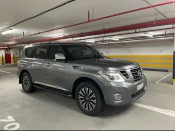 Nissan  Patrol  Platinum  2014  Automatic  207,000 Km  8 Cylinder  Four Wheel Drive (4WD)  SUV  Gray