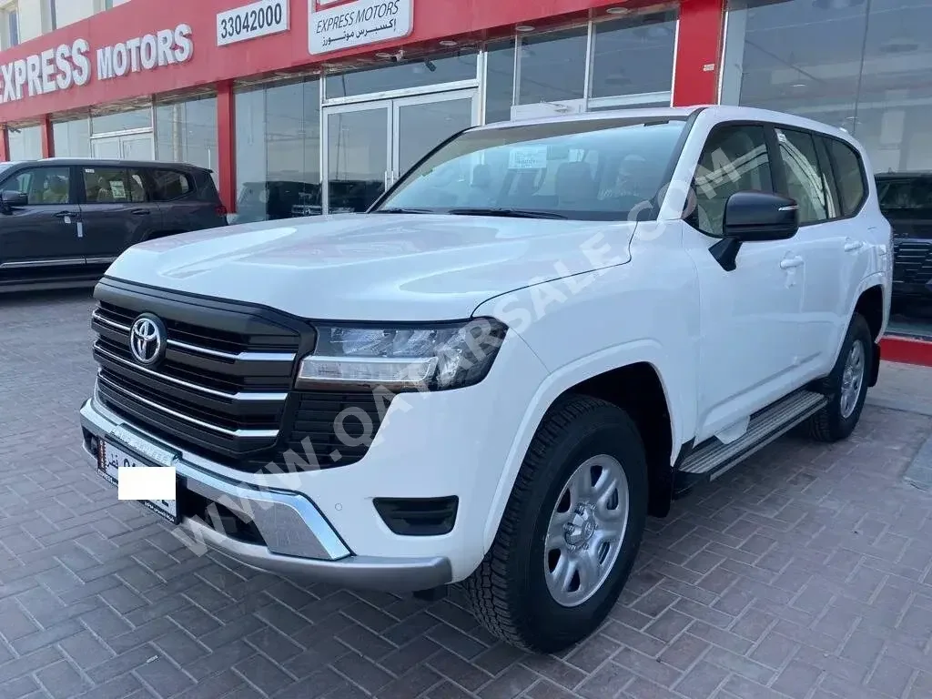 Toyota  Land Cruiser  GX  2024  Automatic  8,000 Km  6 Cylinder  Four Wheel Drive (4WD)  SUV  White  With Warranty