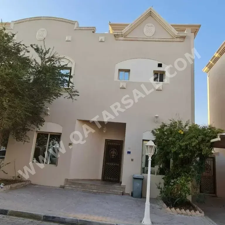 Family Residential For Rent Al Rayyan Al Waab 4 Bedrooms