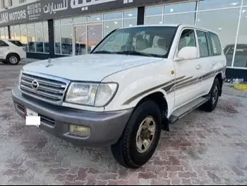 Toyota  Land Cruiser  GXR  2002  Automatic  480,000 Km  6 Cylinder  Four Wheel Drive (4WD)  SUV  White