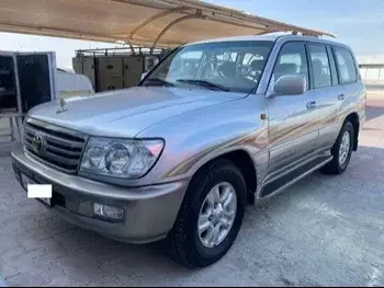 Toyota  Land Cruiser  GXR  2003  Automatic  500,000 Km  6 Cylinder  Four Wheel Drive (4WD)  SUV  Silver