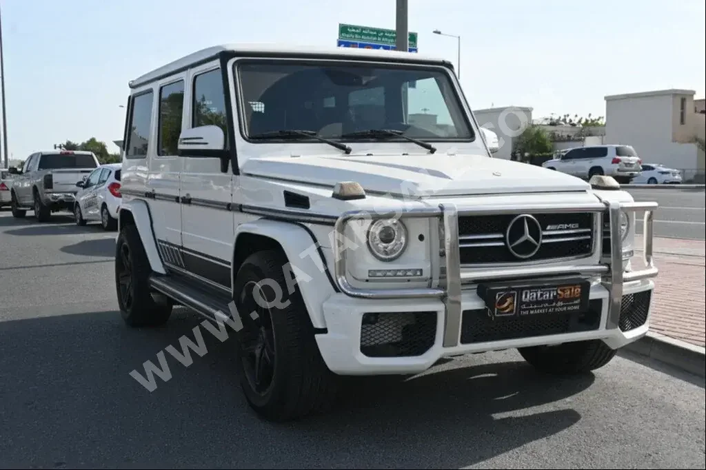 مرسيدس - بنز  جي - كلاس  55 اي ام جي  2005  اوتوماتيك  189,000 كم  8 سلندر  دفع رباعي  اس يو في  أبيض