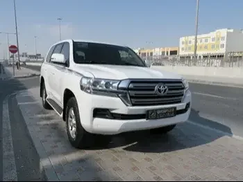 Toyota  Land Cruiser  GXR  2019  Automatic  184,000 Km  6 Cylinder  Four Wheel Drive (4WD)  SUV  White