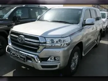 Toyota  Land Cruiser  GXR  2020  Automatic  21,000 Km  6 Cylinder  Four Wheel Drive (4WD)  SUV  Silver