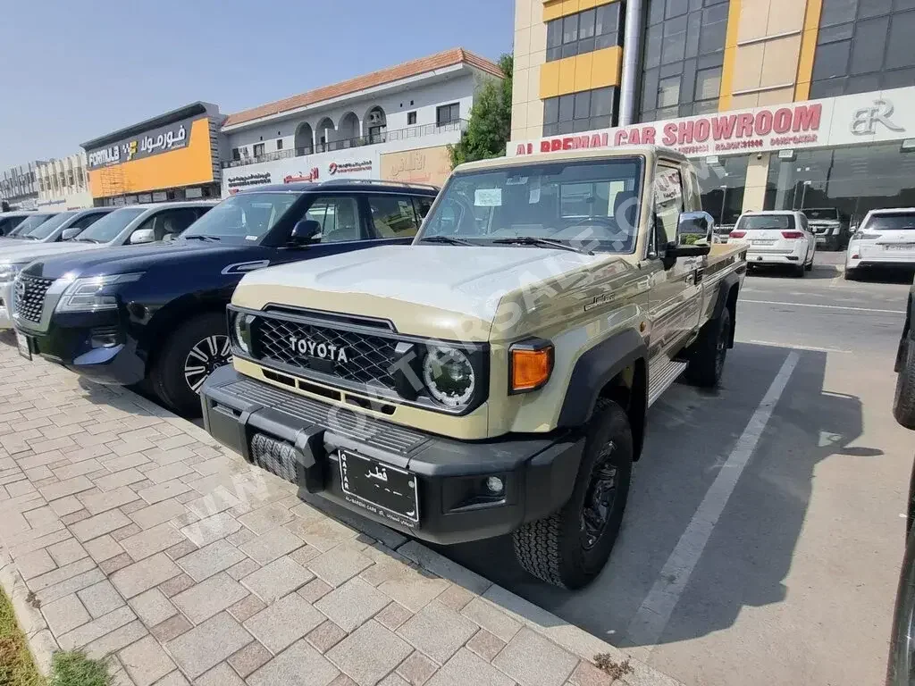 Toyota  Land Cruiser  LX  2024  Automatic  0 Km  6 Cylinder  Four Wheel Drive (4WD)  Pick Up  Brown  With Warranty