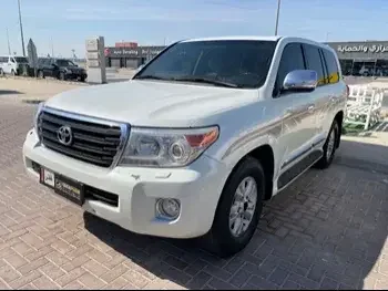 Toyota  Land Cruiser  GXR  2012  Automatic  356,000 Km  8 Cylinder  Four Wheel Drive (4WD)  SUV  White