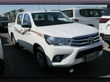 Toyota  Hilux  2024  Automatic  0 Km  4 Cylinder  Four Wheel Drive (4WD)  Pick Up  White  With Warranty