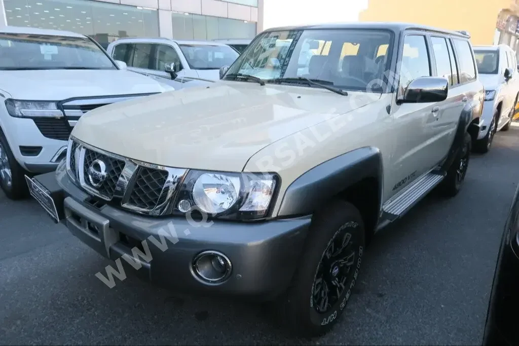 Nissan  Patrol  Super Safari  2023  Automatic  0 Km  6 Cylinder  Four Wheel Drive (4WD)  SUV  Beige  With Warranty