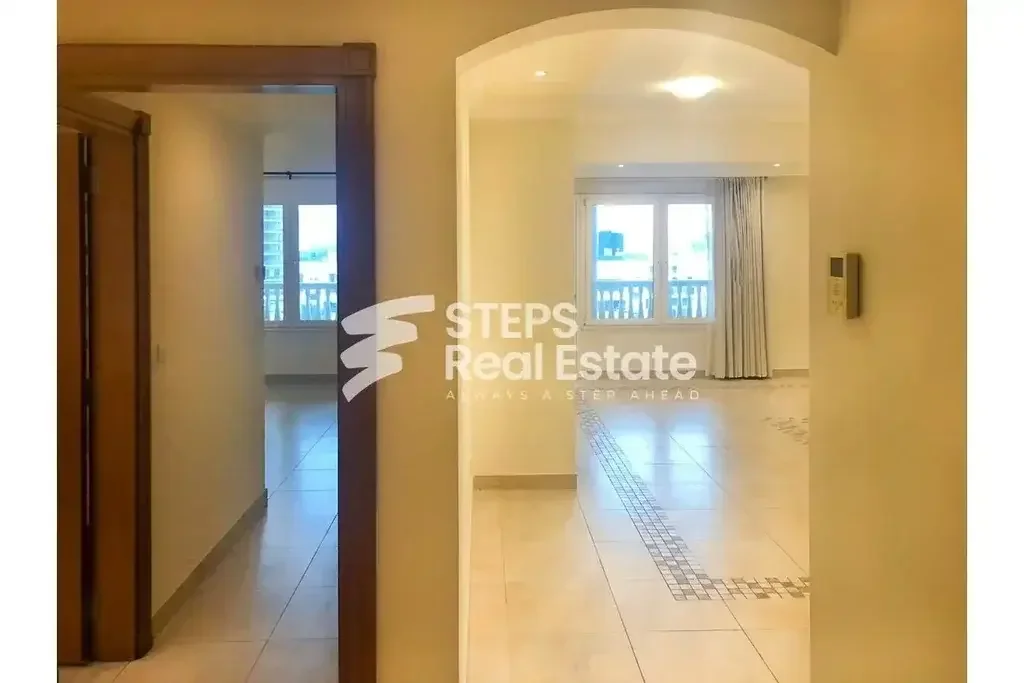 1 Bedrooms  Apartment  For Rent  in Doha -  The Pearl  Semi Furnished