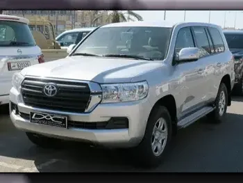 Toyota  Land Cruiser  GX  2020  Automatic  67,000 Km  6 Cylinder  Four Wheel Drive (4WD)  SUV  Silver