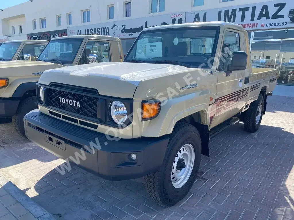 Toyota  Land Cruiser  LX  2024  Automatic  0 Km  6 Cylinder  Four Wheel Drive (4WD)  Pick Up  Beige  With Warranty