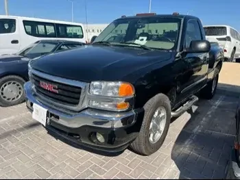 GMC  Sierra  1500  2005  Automatic  257,000 Km  8 Cylinder  Four Wheel Drive (4WD)  Pick Up  Black