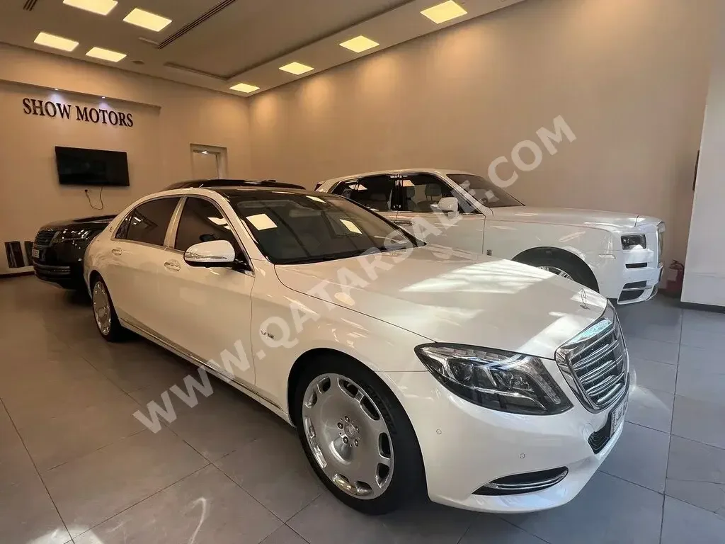  مرسيدس - بنز  مايباخ  S600  2017  اوتوماتيك  9,000 كم  12 سلندر  دفع خلفي  سيدان  أبيض  تحت الضمان