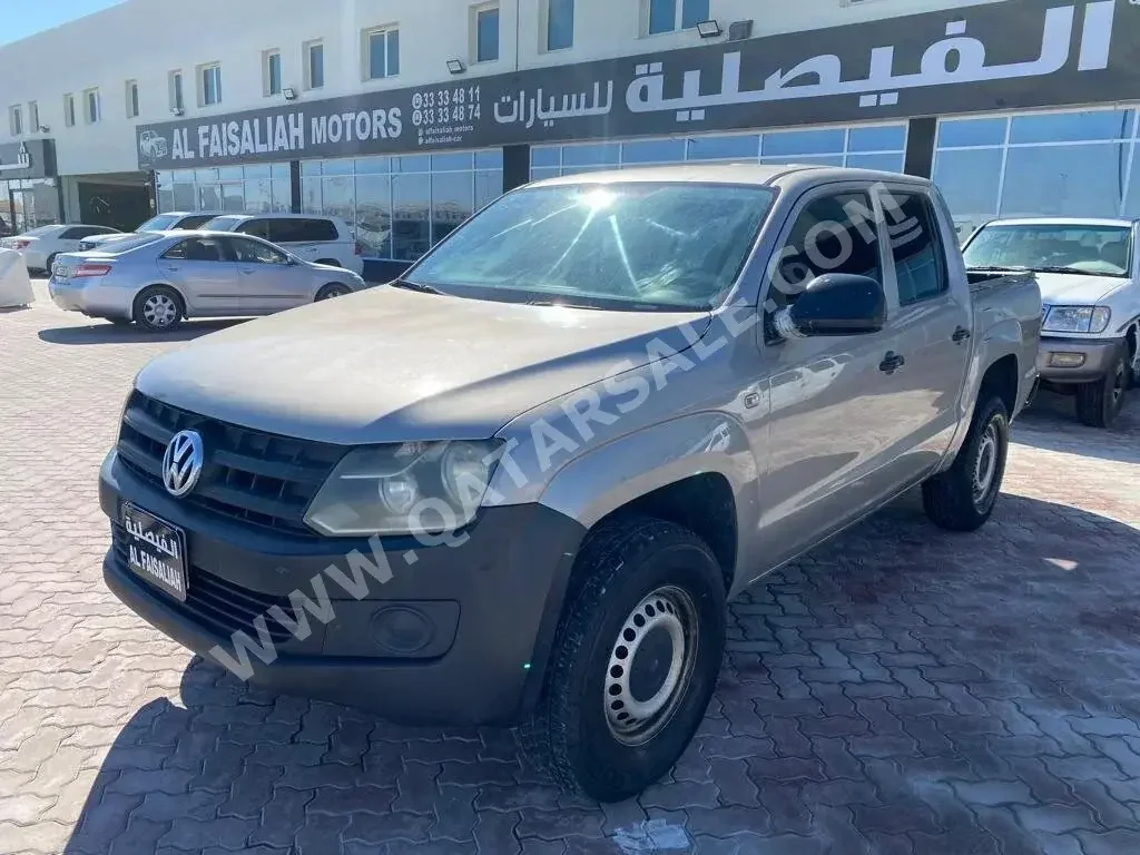 Volkswagen  Amarok  2013  Manual  264,000 Km  4 Cylinder  Four Wheel Drive (4WD)  Pick Up  Gray