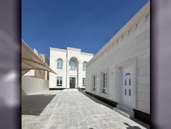 Family Residential  - Not Furnished  - Al Daayen  - Umm Qarn  - 8 Bedrooms