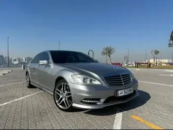 Mercedes-Benz  S-Class  350  2012  Automatic  263,000 Km  6 Cylinder  Rear Wheel Drive (RWD)  Sedan  Gray