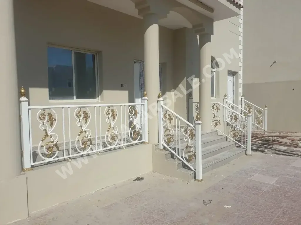 Family Residential  - Not Furnished  - Al Rayyan  - Muaither  - 8 Bedrooms